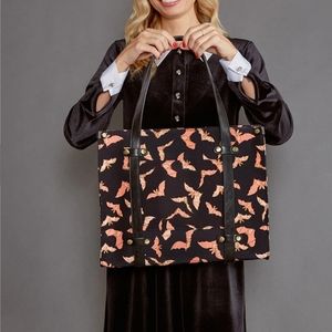 Bat Zipper Tote Bag